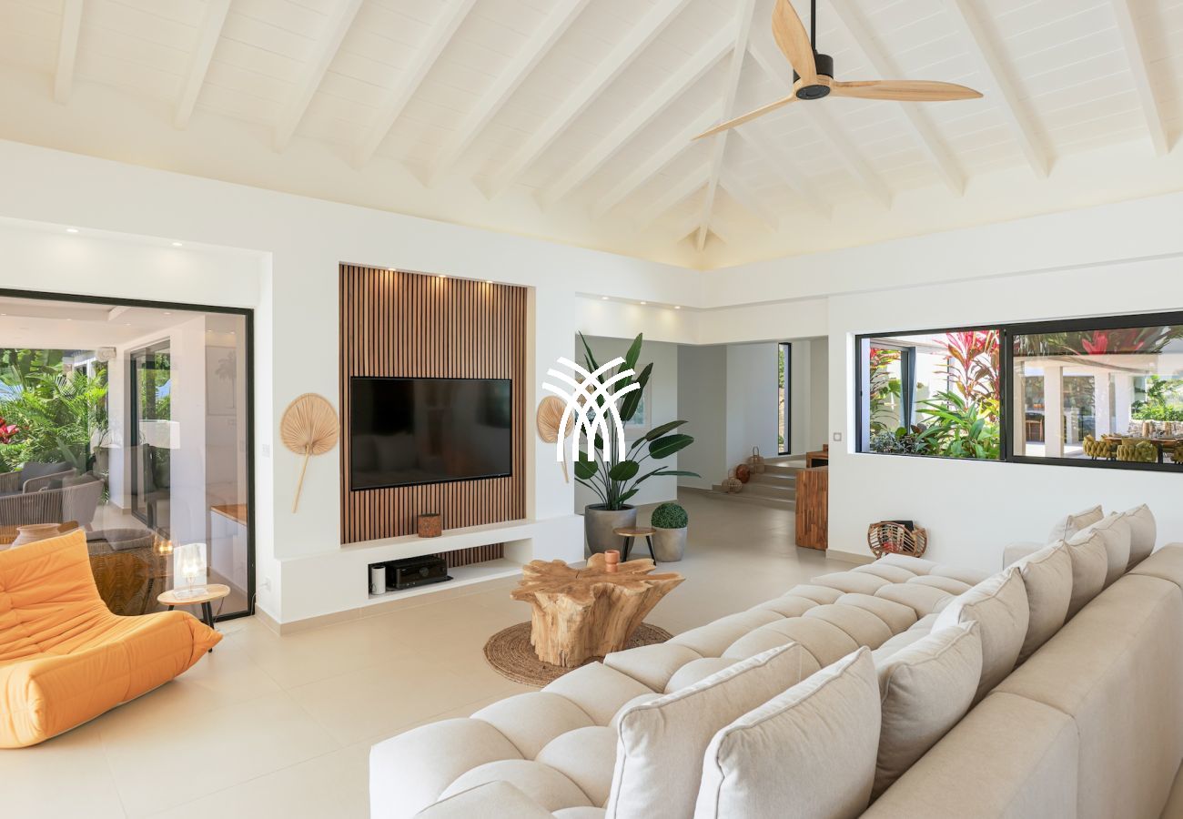 Villa in Terres Basses - Nuit Jade