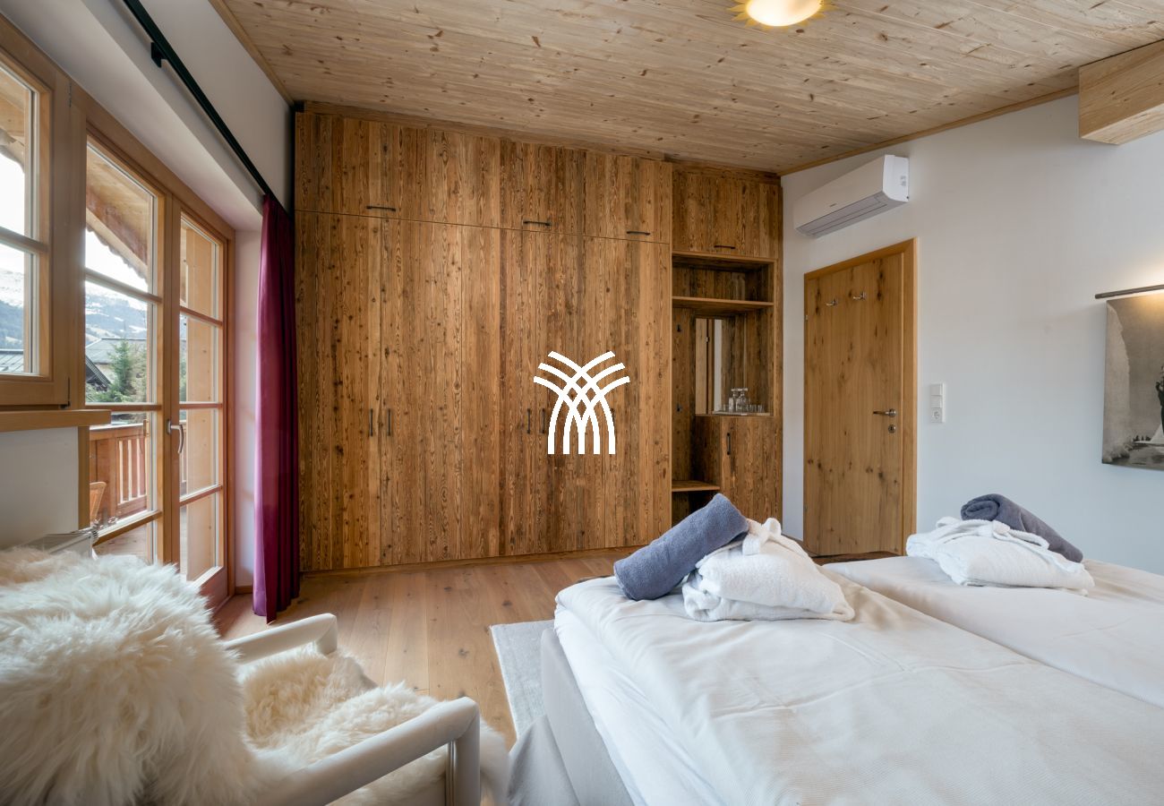 Chalet in Kirchberg in Tirol - Kirchberg 1