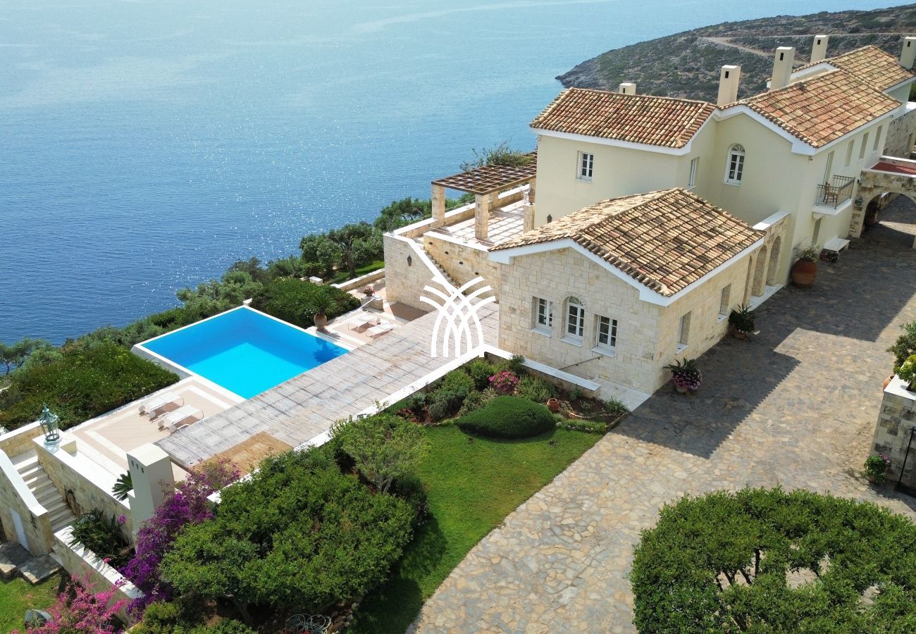 Villa in Elounda - Soulo