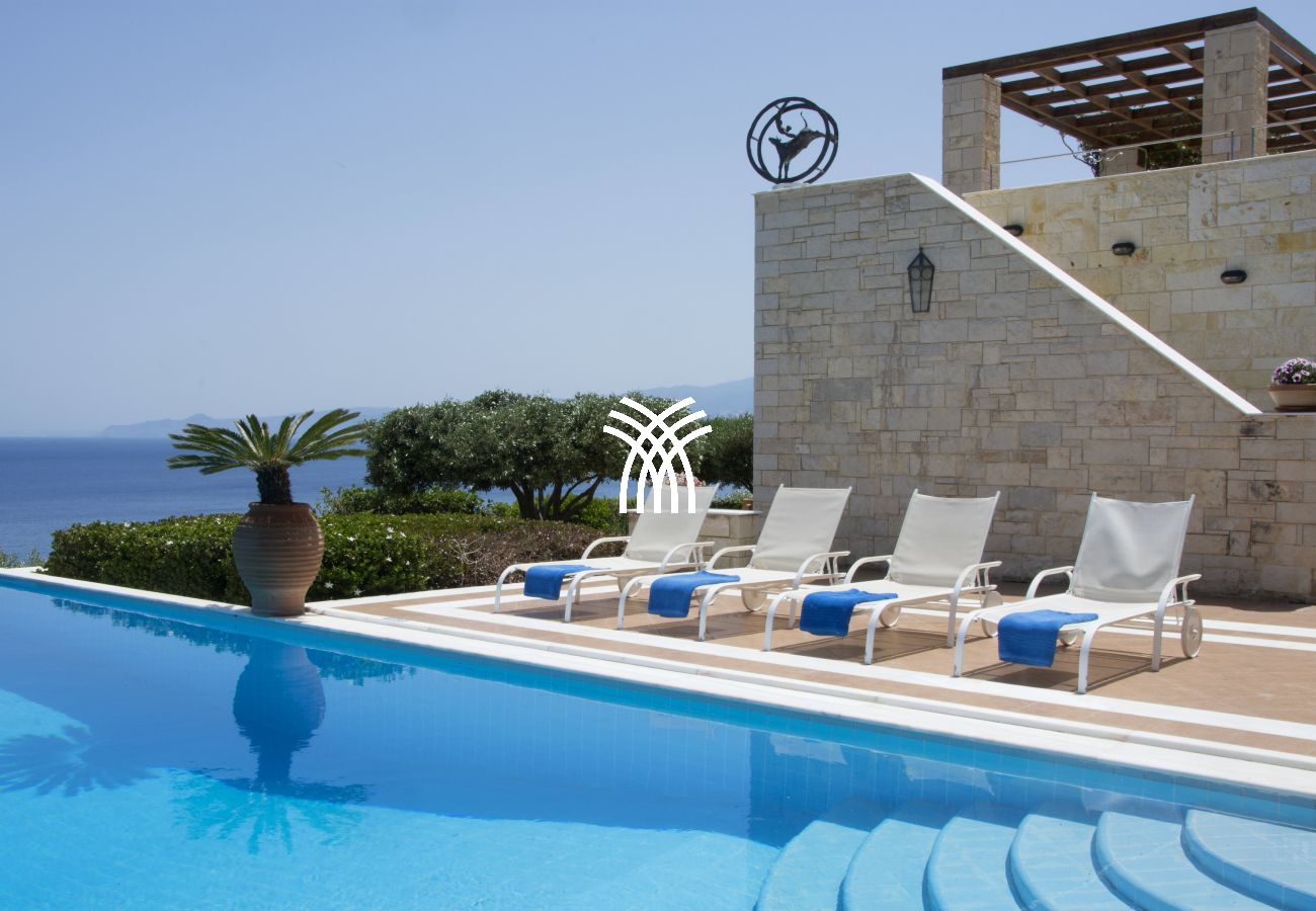 Villa in Elounda - Soulo