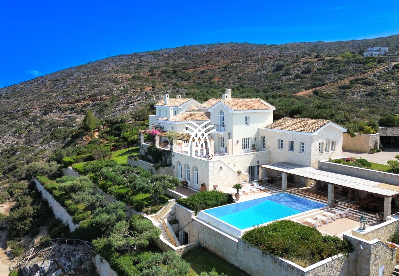 Villa in Elounda - Soulo
