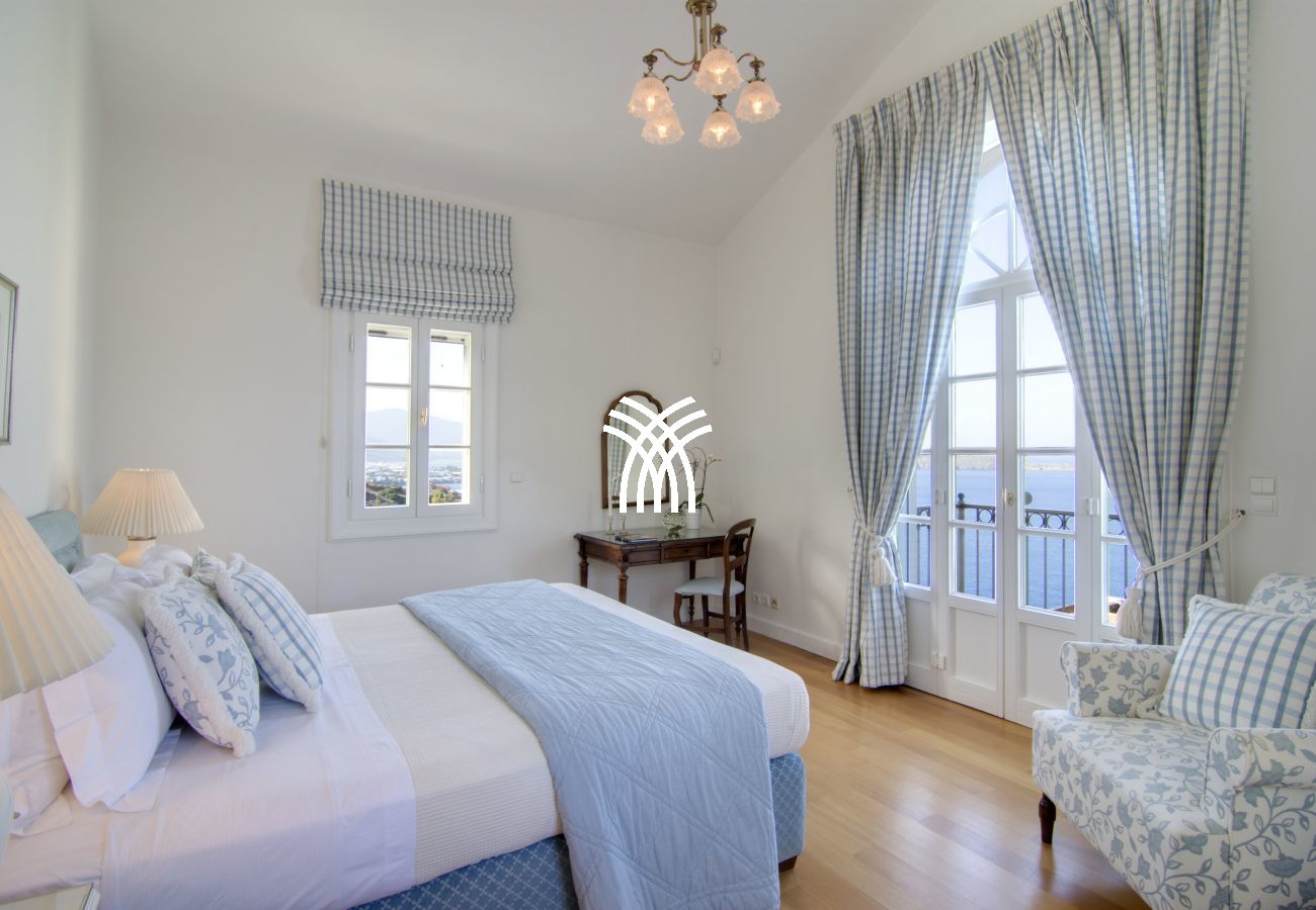 Villa in Elounda - Soulo