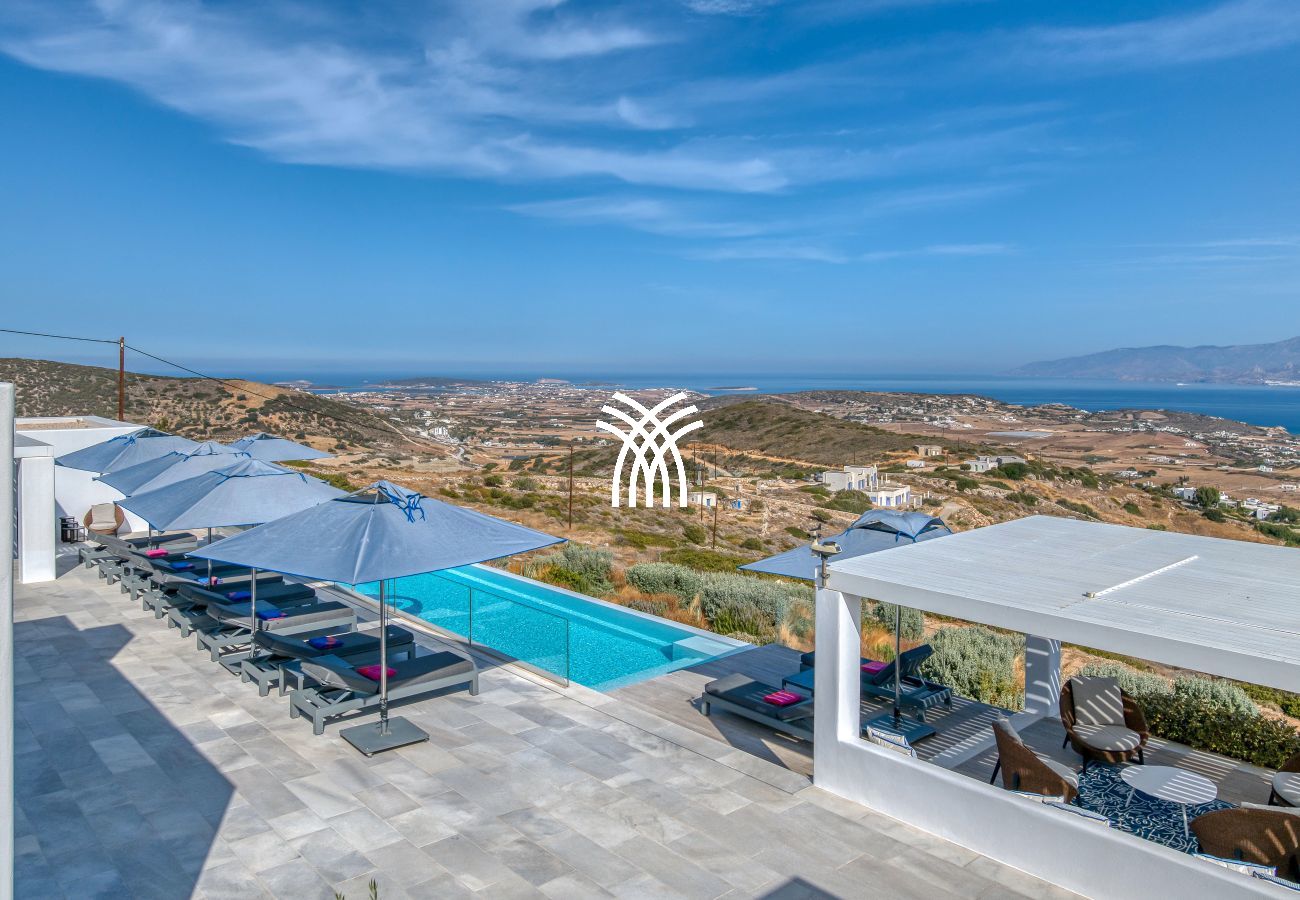 Villa in Paros - Mataki