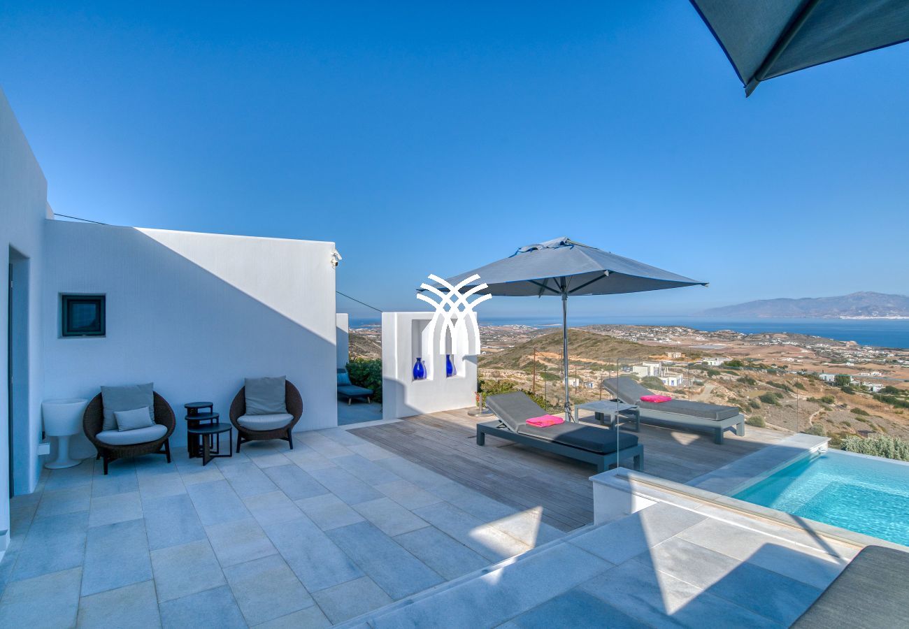 Villa in Paros - Mataki