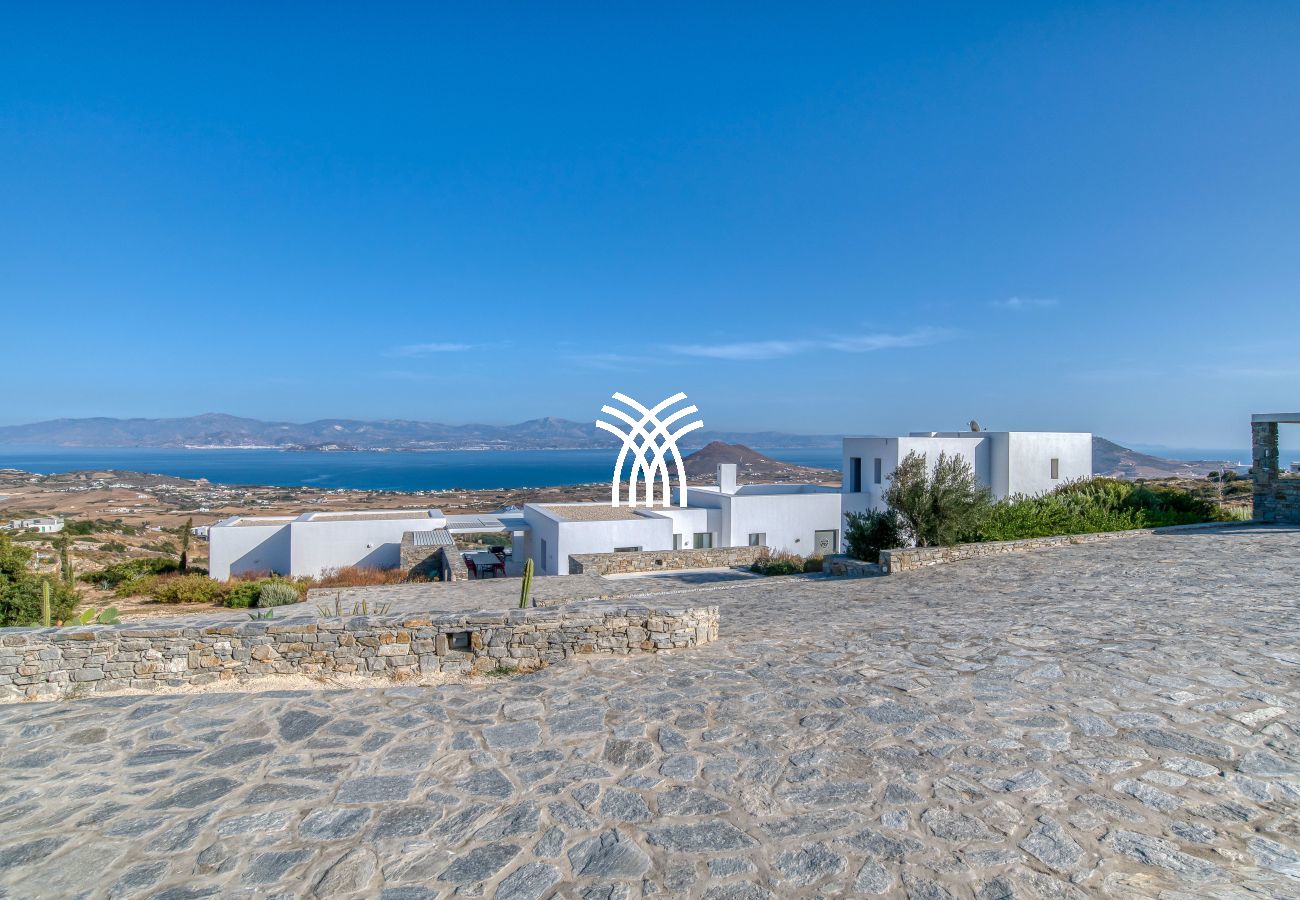 Villa in Paros - Mataki