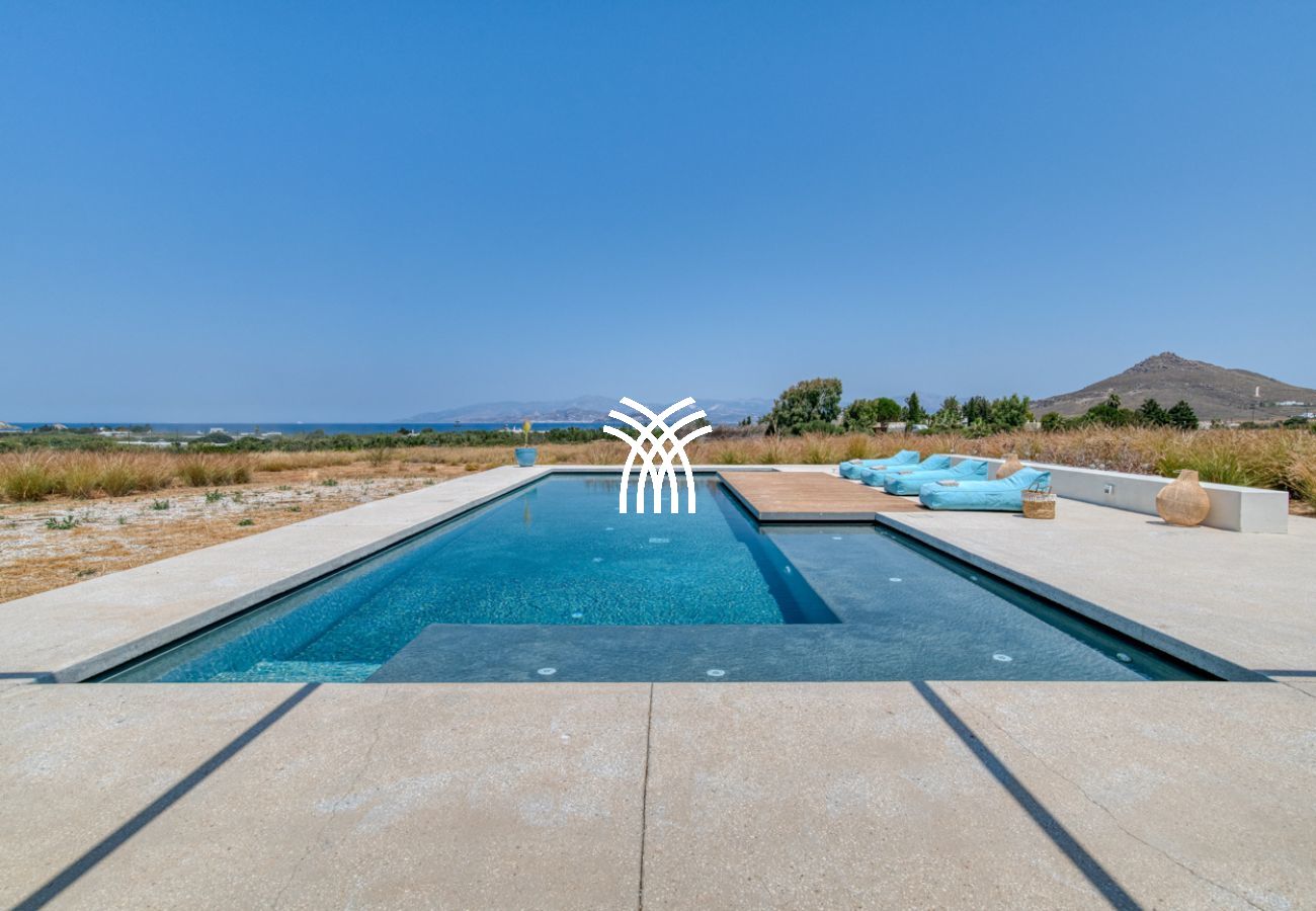 Villa in Paros - Lampsis