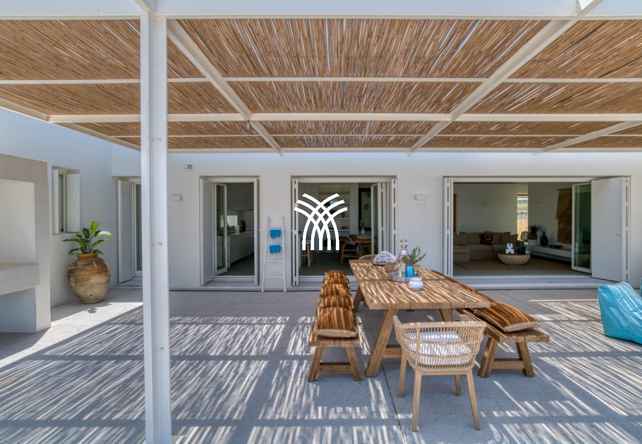 Villa in Paros - Lampsis