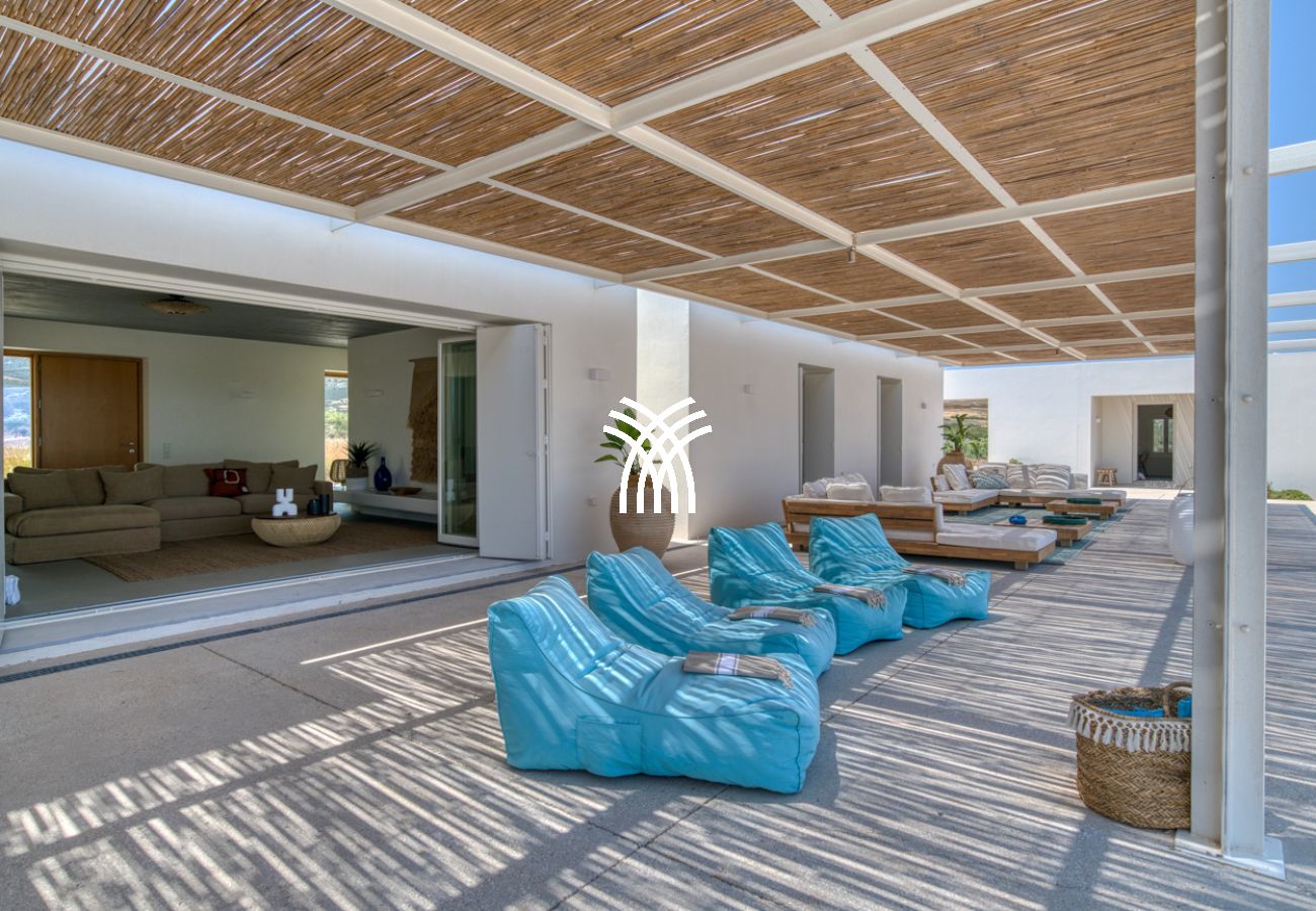 Villa in Paros - Lampsis