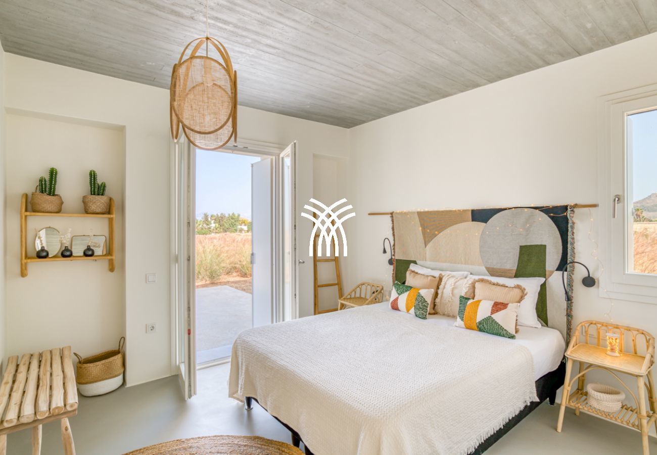 Villa in Paros - Lampsis