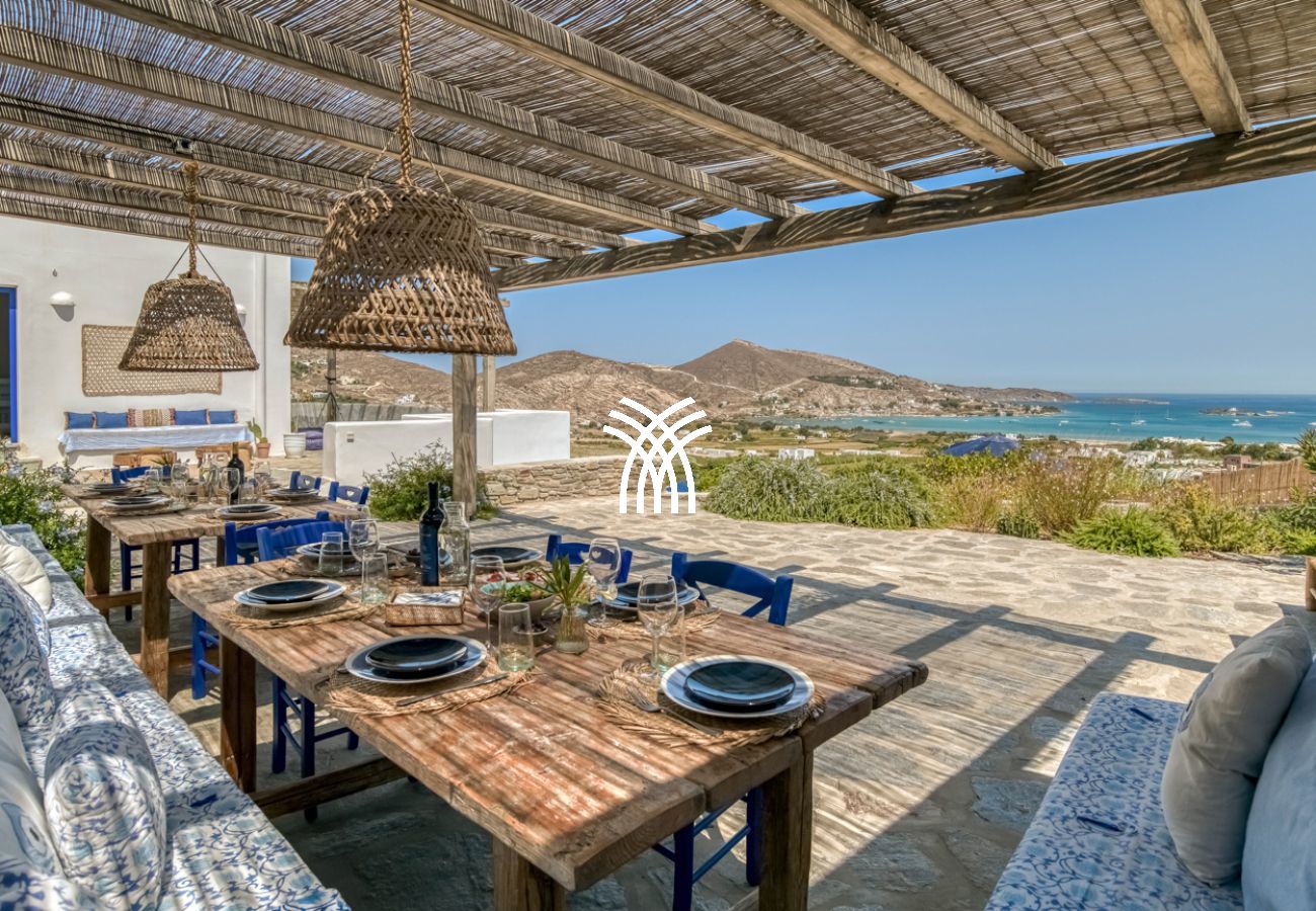 Villa in Naousa - Tchi Tcha