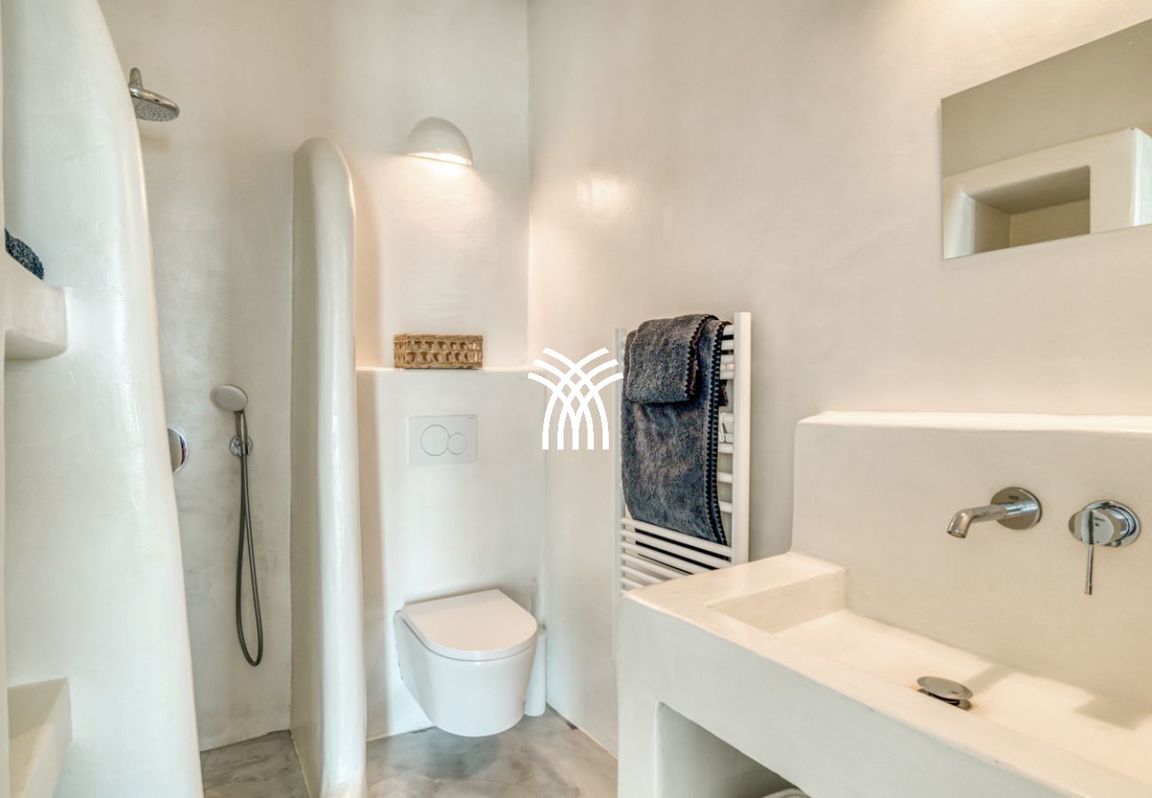 Villa in Naousa - Tchi Tcha