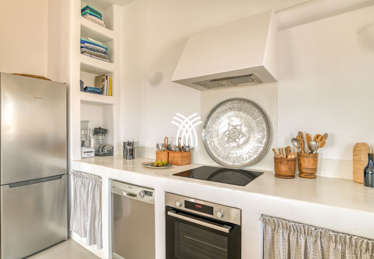 Villa in Naousa - Tchi Tcha