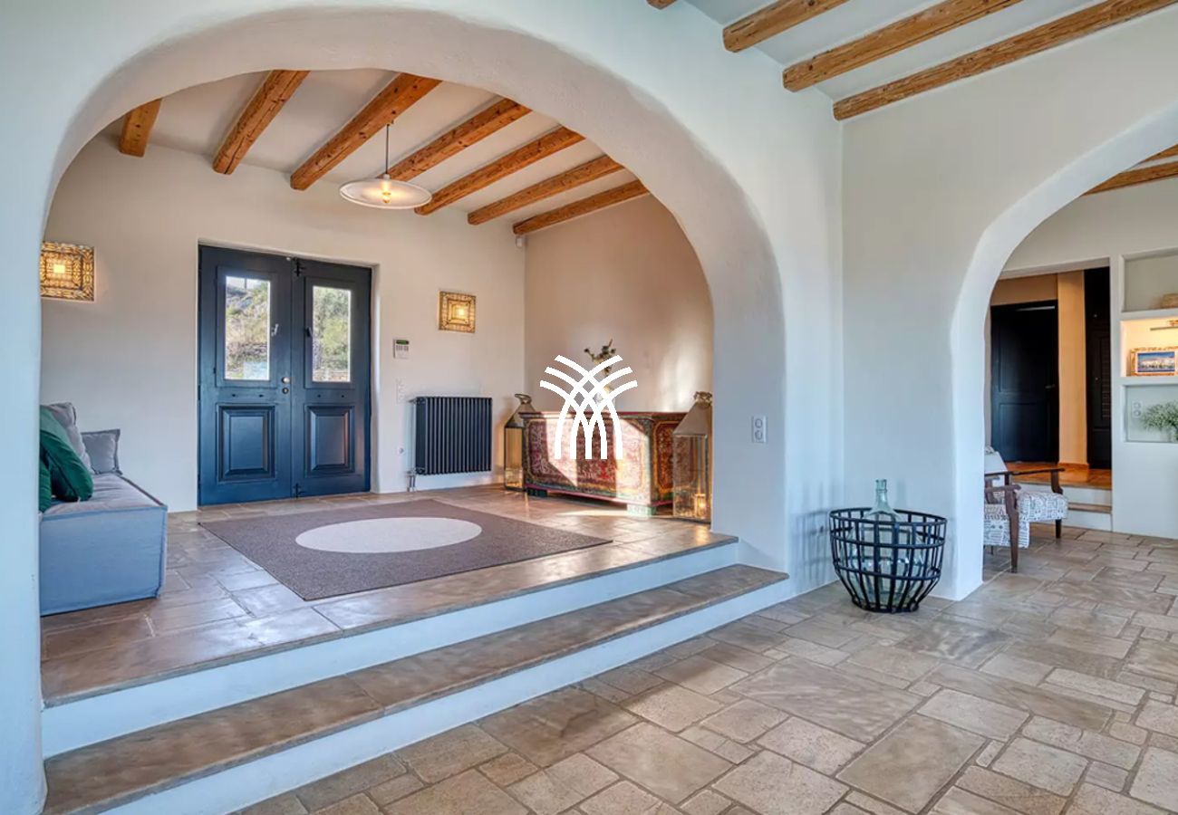 Villa in Kostos - Hestia