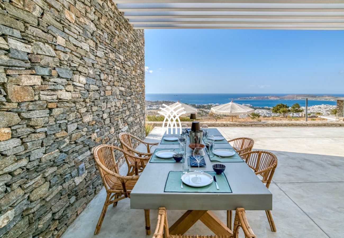 Villa in Paros - Petra