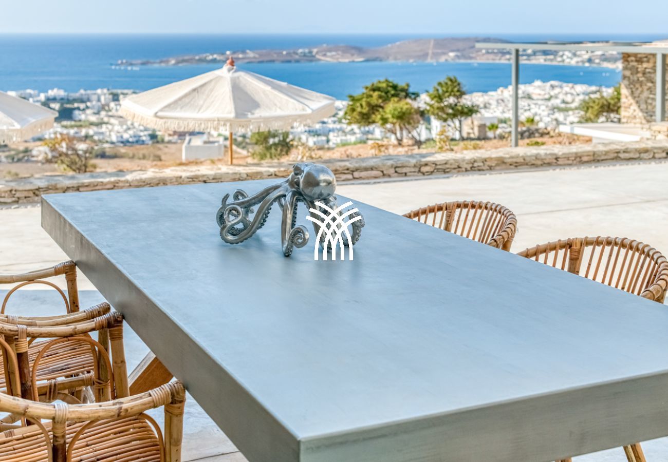 Villa in Paros - Petra