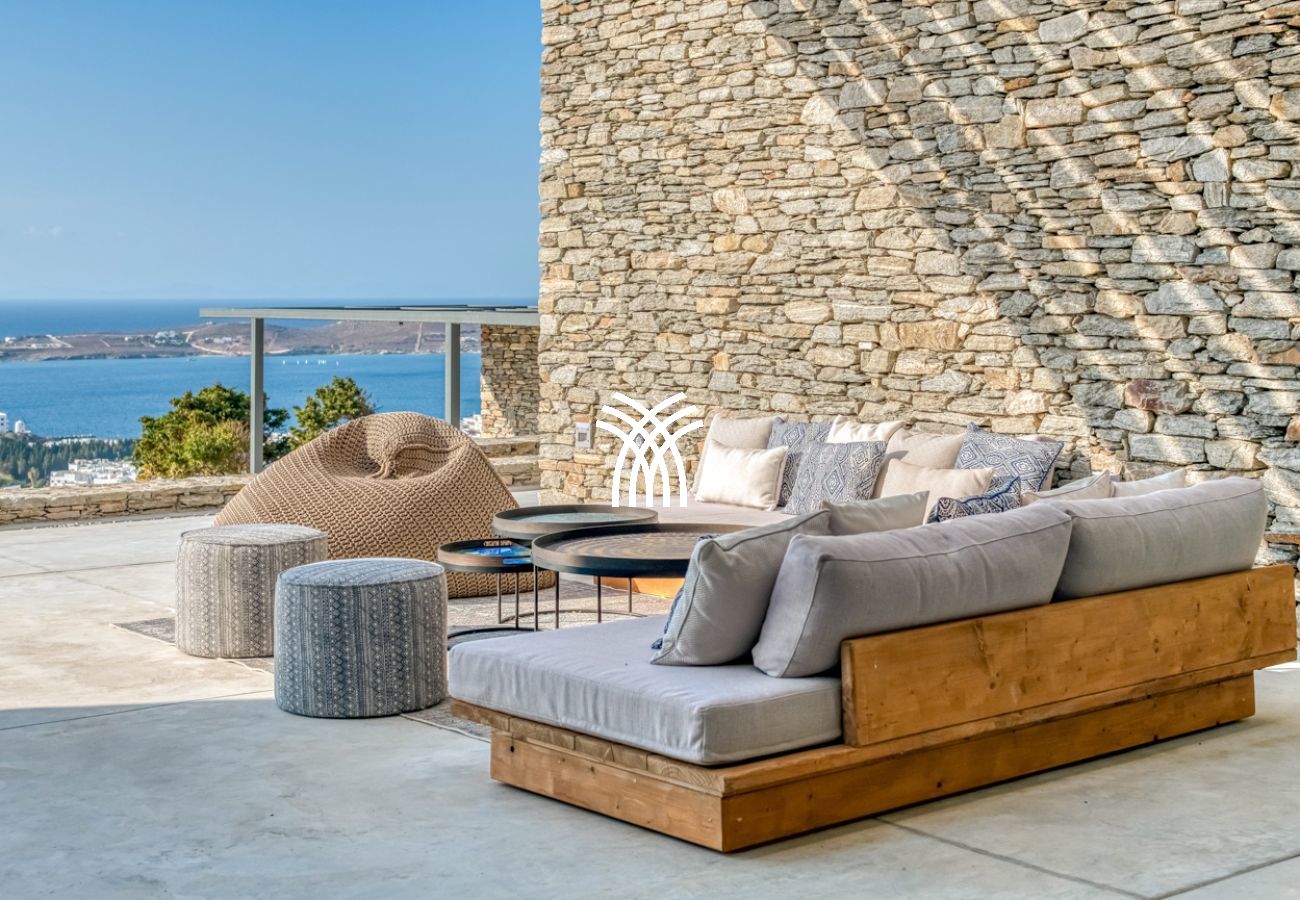 Villa in Paros - Petra