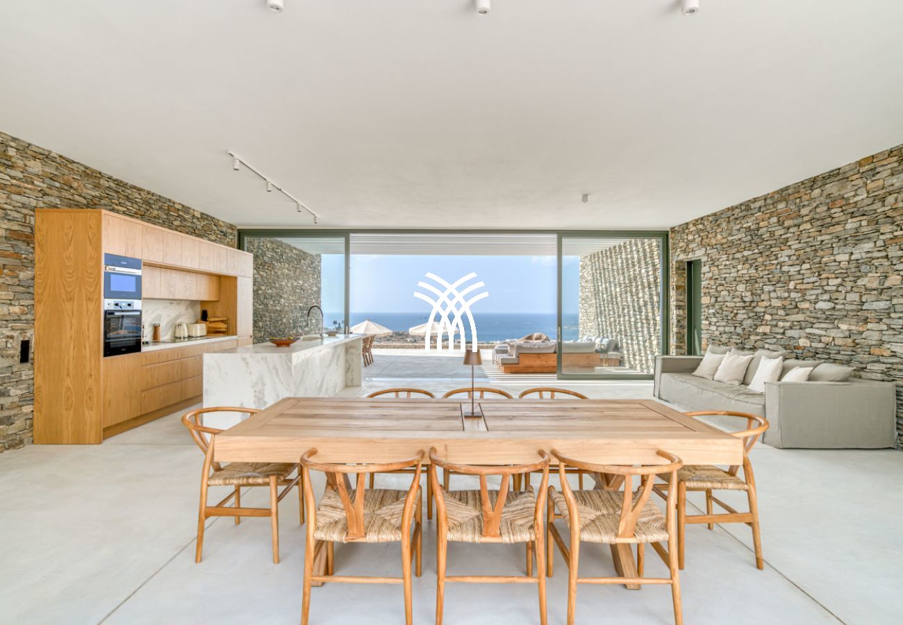 Villa in Paros - Petra