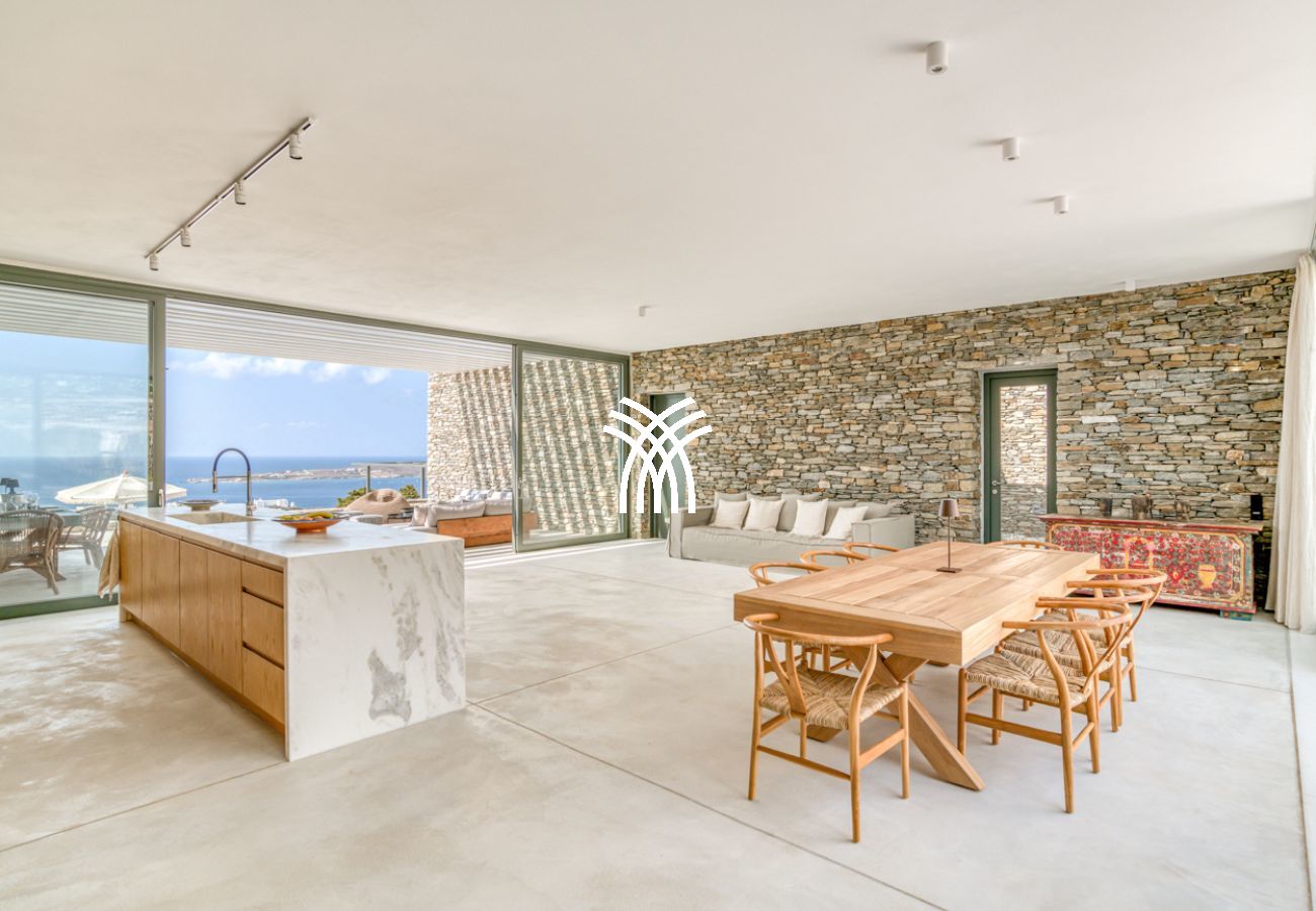 Villa in Paros - Petra