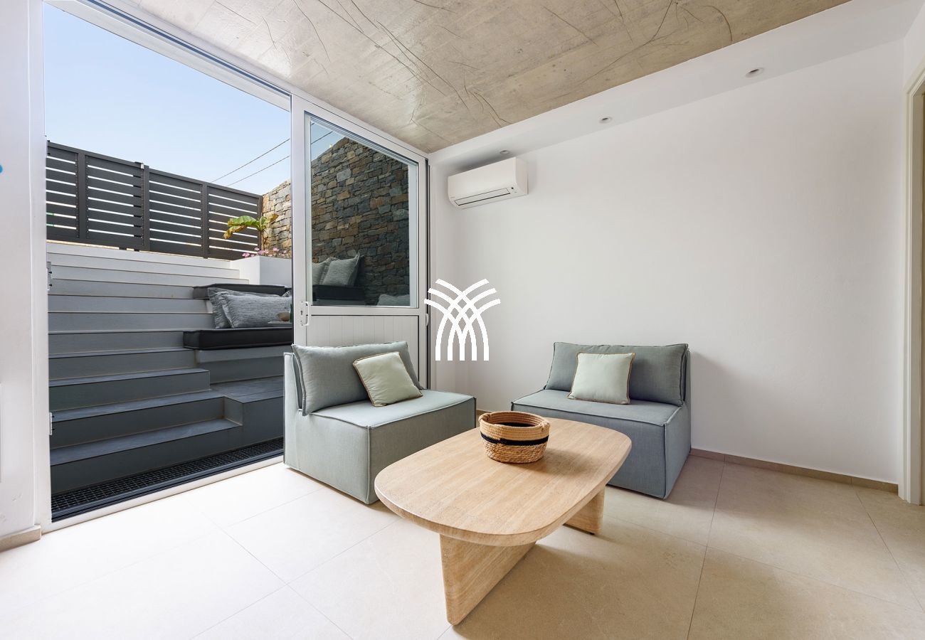 Villa in Parikia - Akoya Pearl