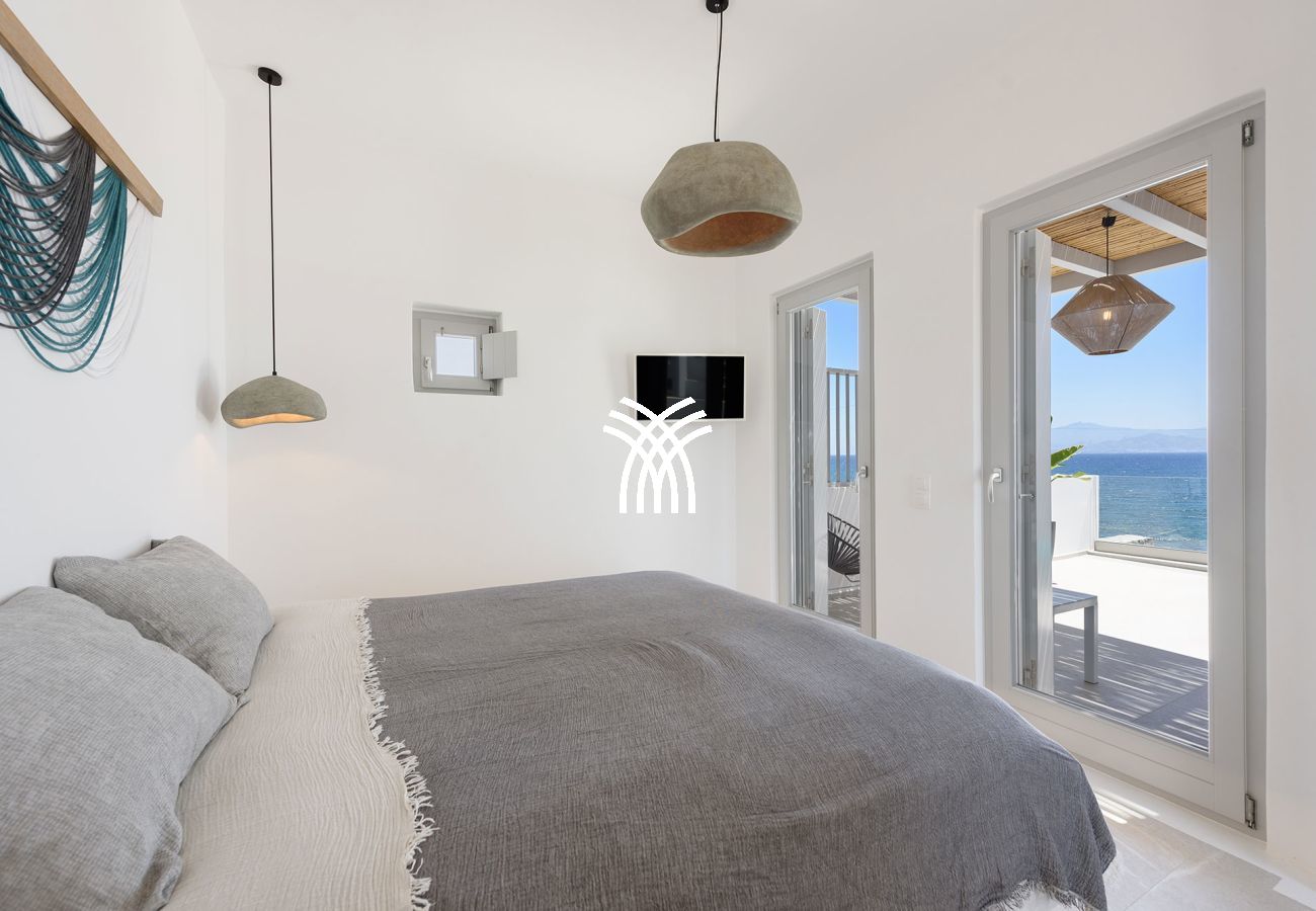 Villa in Parikia - Akoya Pearl