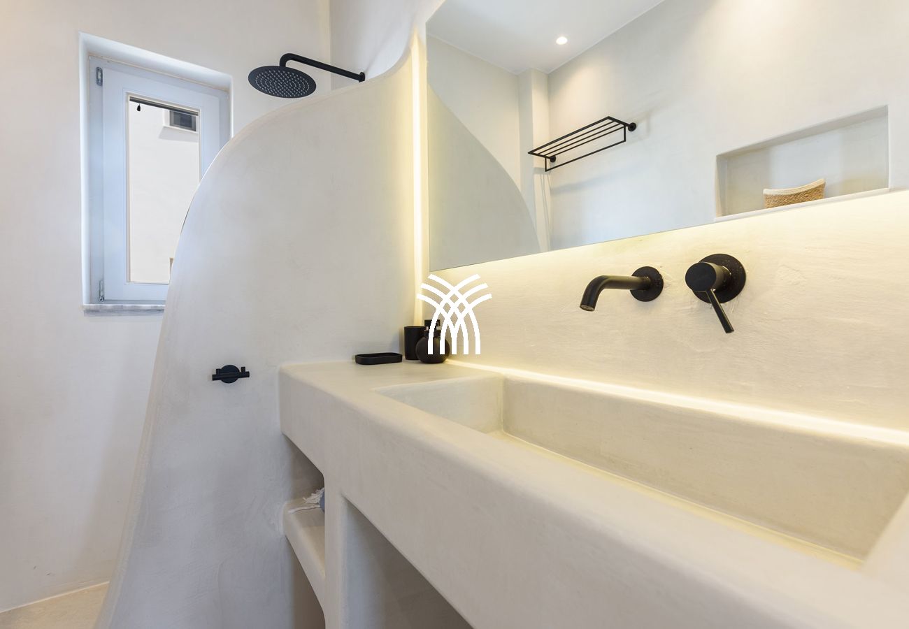 Villa in Parikia - Akoya Pearl