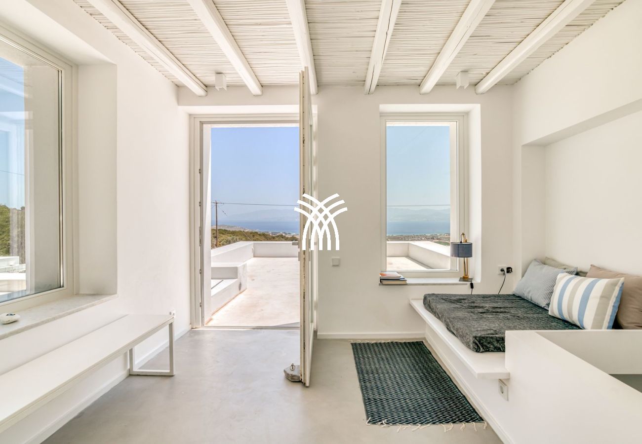 Villa in Parikia - Kryvo