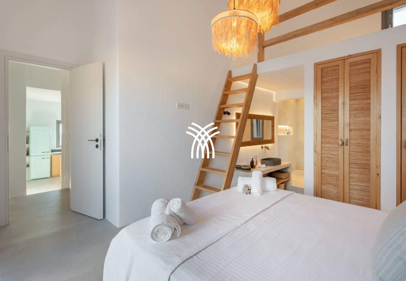 Villa in Parikia - Sunrise Poem 1