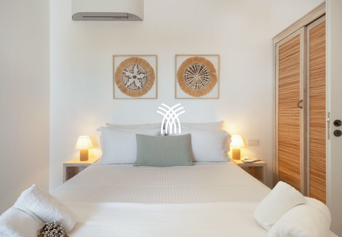 Villa in Parikia - Sunrise Poem 1