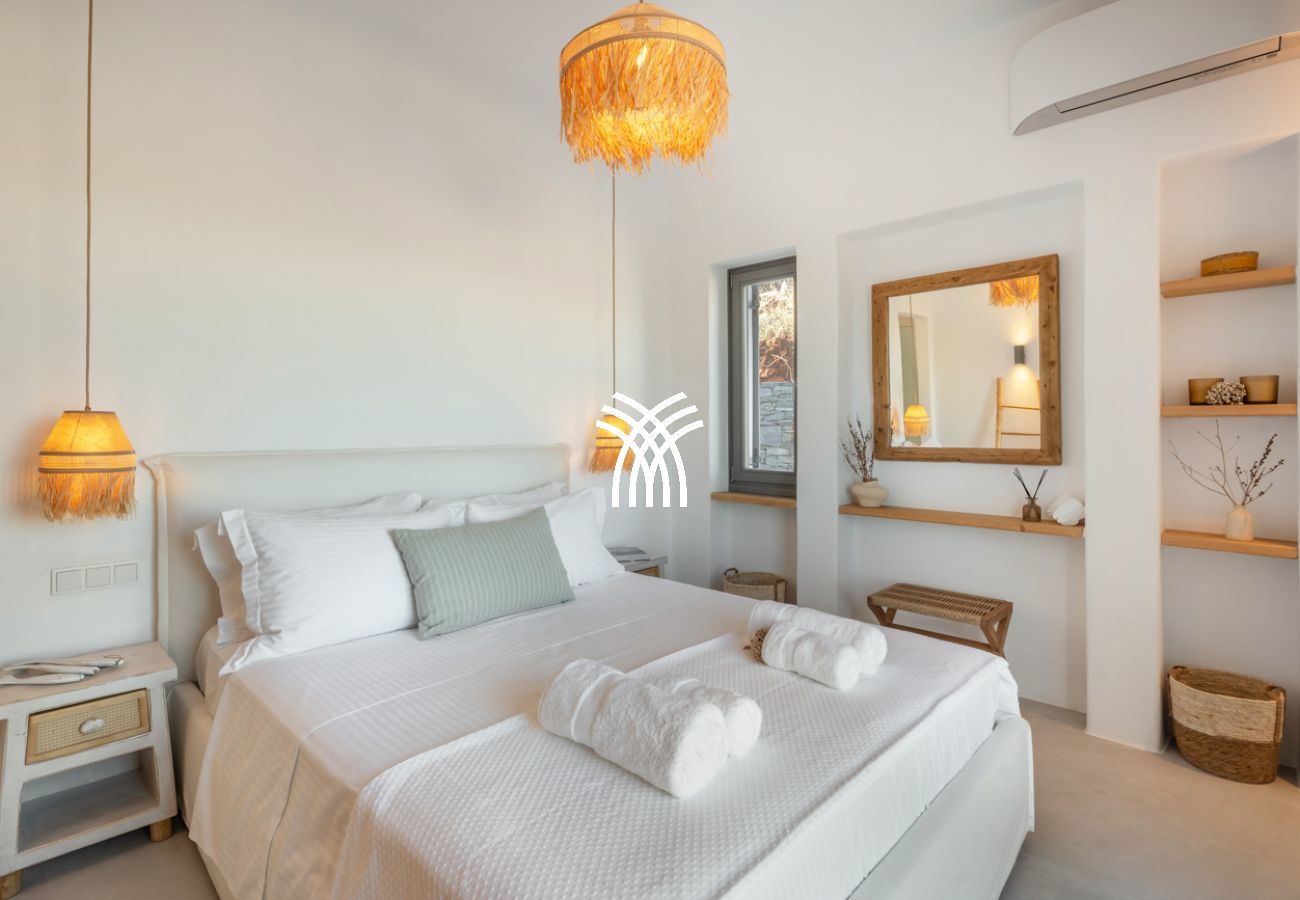 Villa in Parikia - Sunrise Poem 1