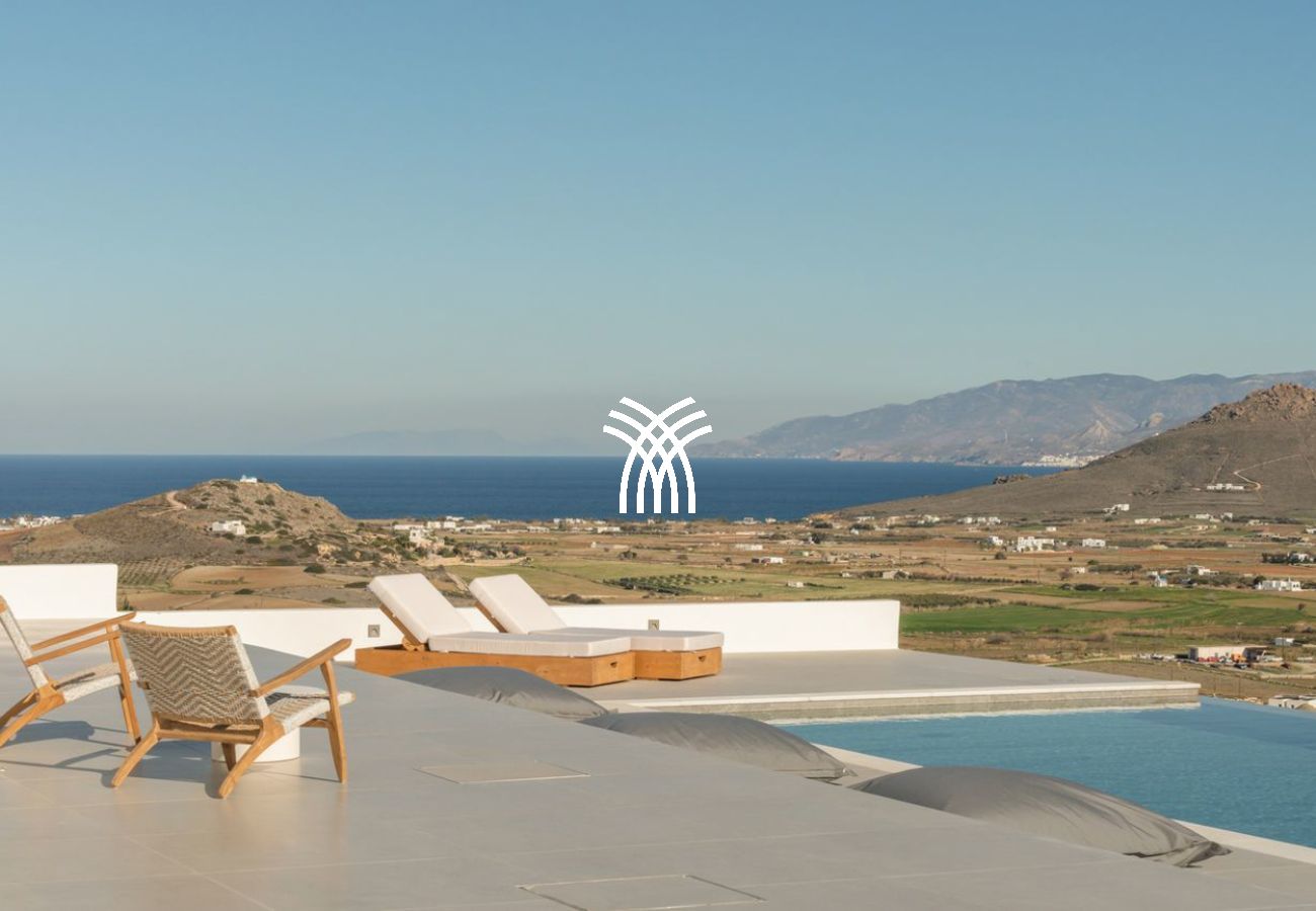 Villa in Parikia - Sunrise Poem Estate