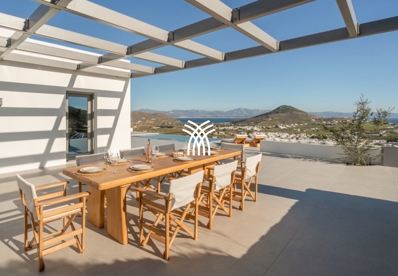 Villa in Parikia - Sunrise Poem Estate