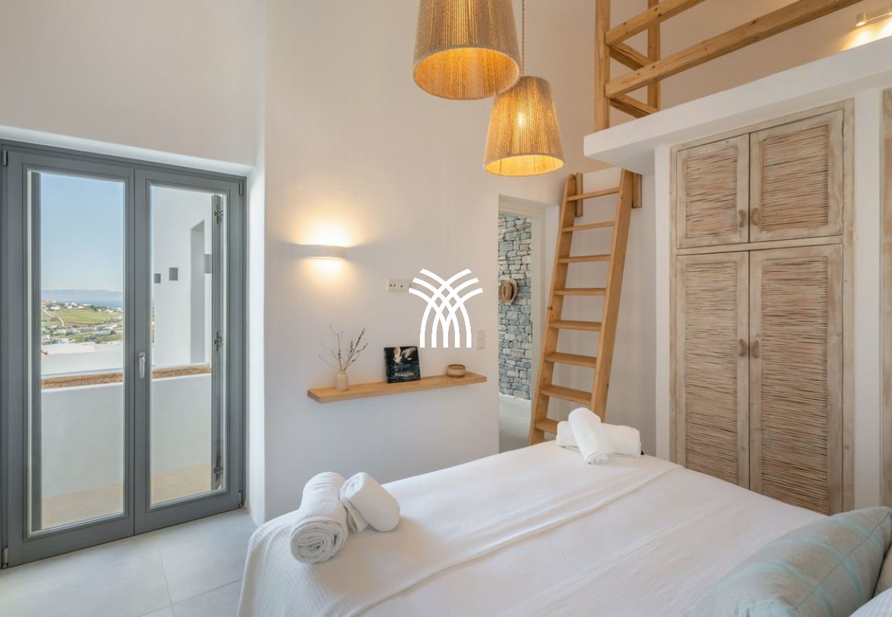 Villa in Parikia - Sunrise Poem Estate