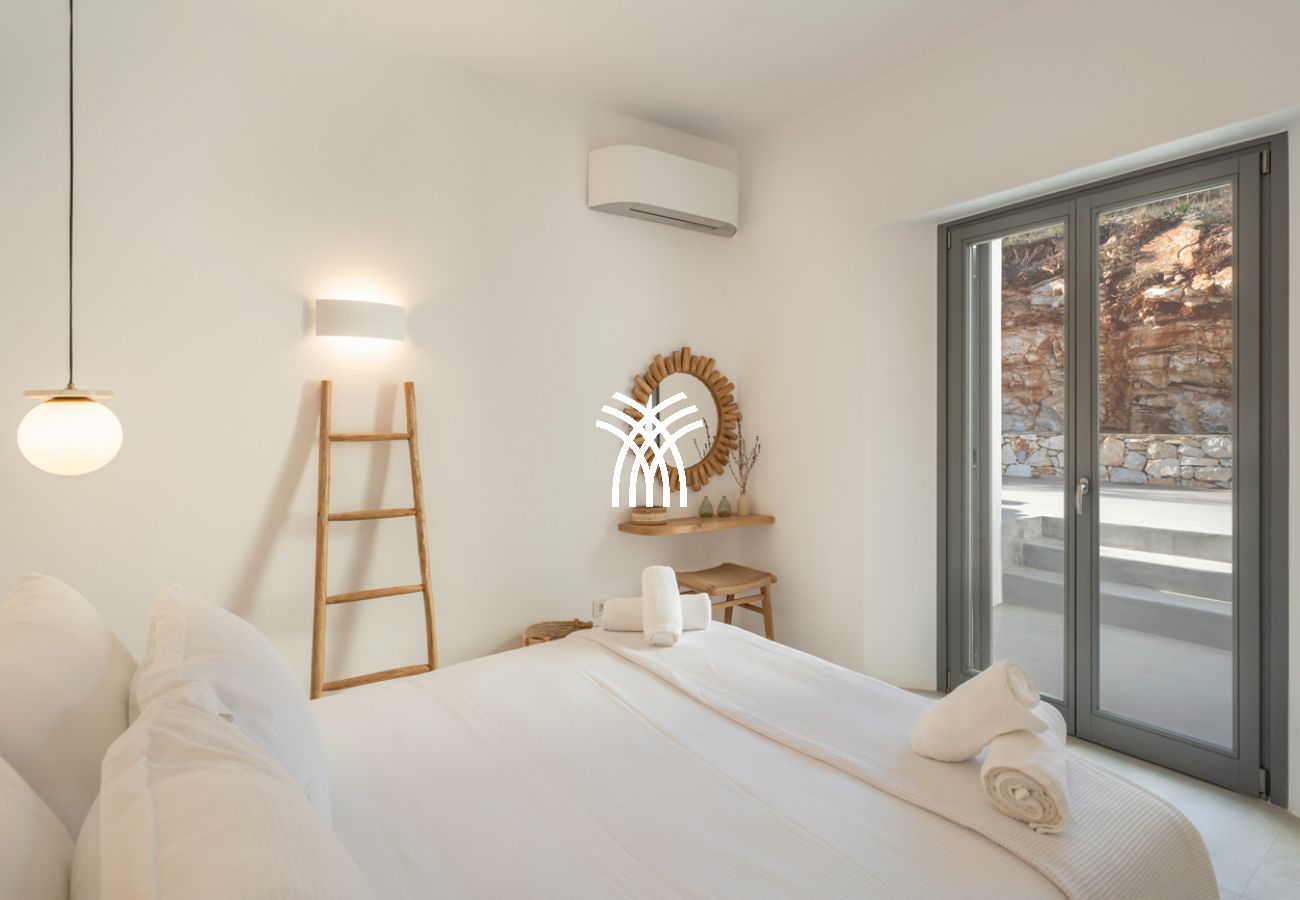 Villa in Parikia - Sunrise Poem Estate