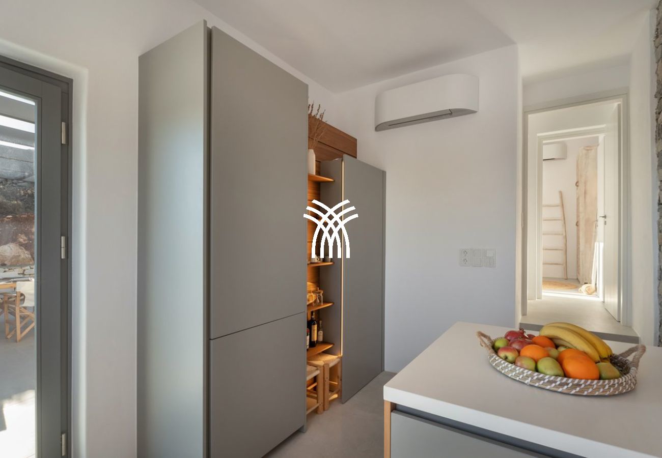 Villa in Parikia - Sunrise Poem Estate