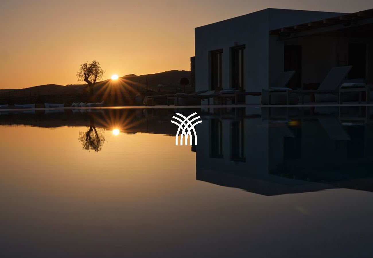 Villa in Paros - Aperanti