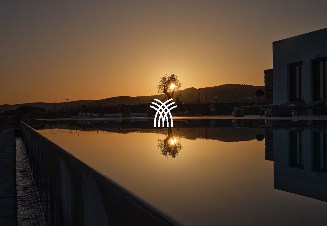 Villa in Paros - Aperanti