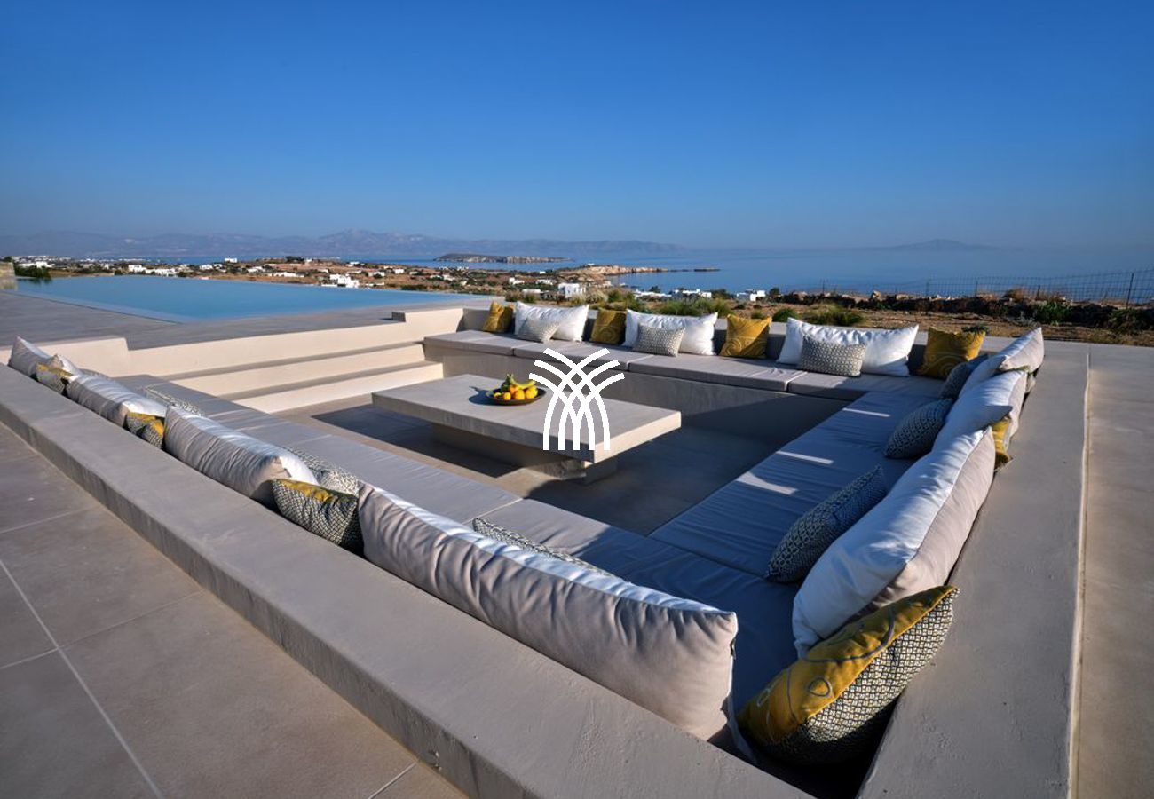 Villa in Paros - Aperanti