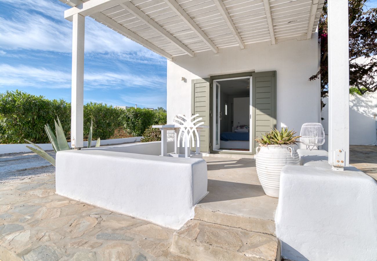 Villa in Parikia - Vivlio