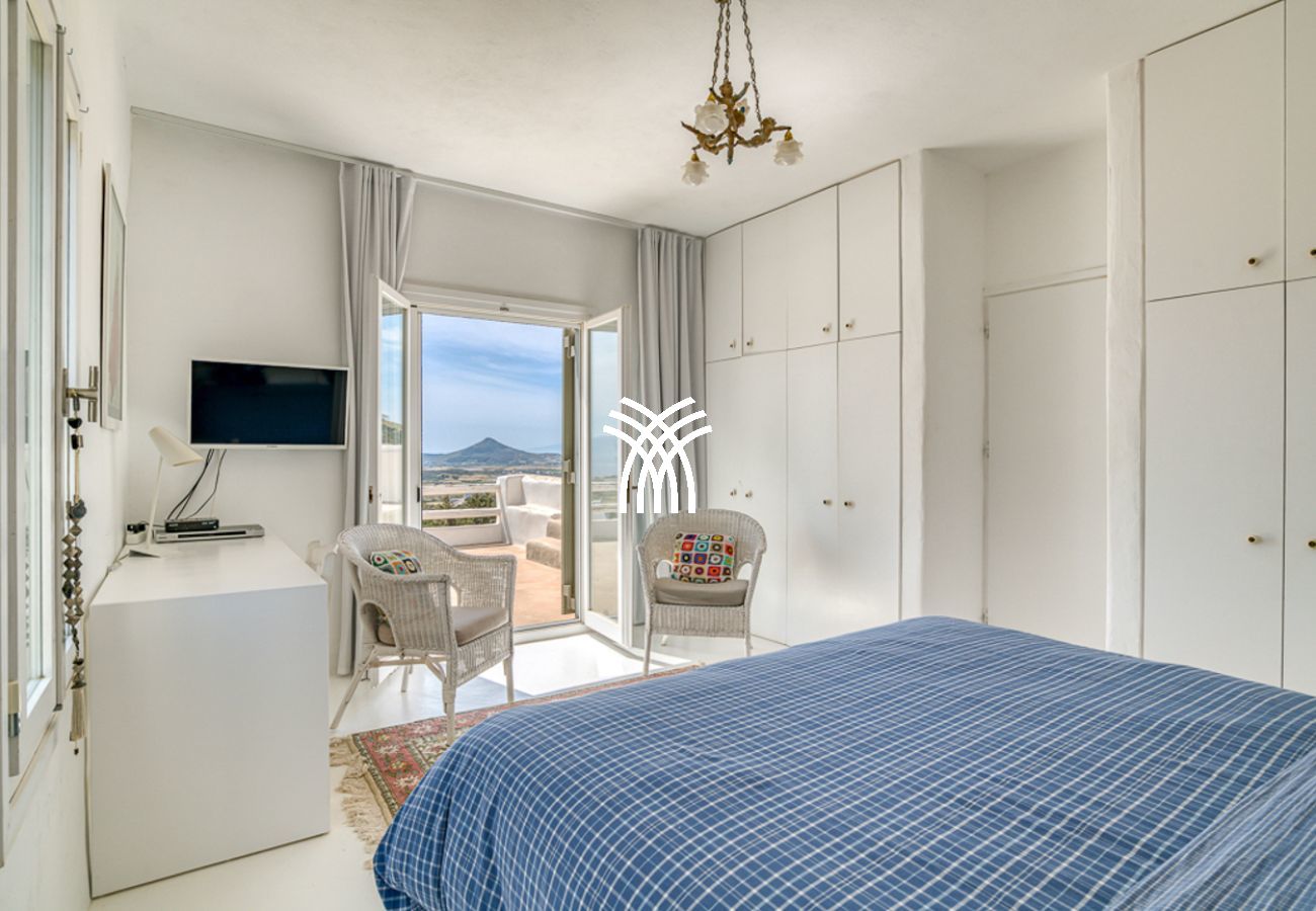 Villa in Parikia - Vivlio