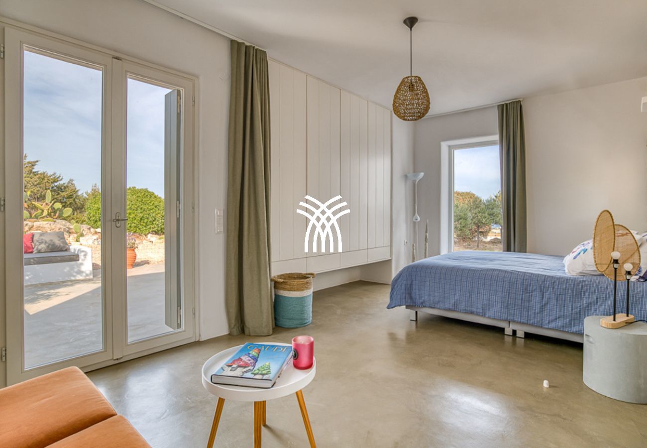 Villa in Parikia - Vivlio