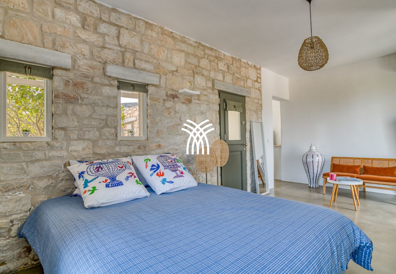 Villa in Parikia - Vivlio