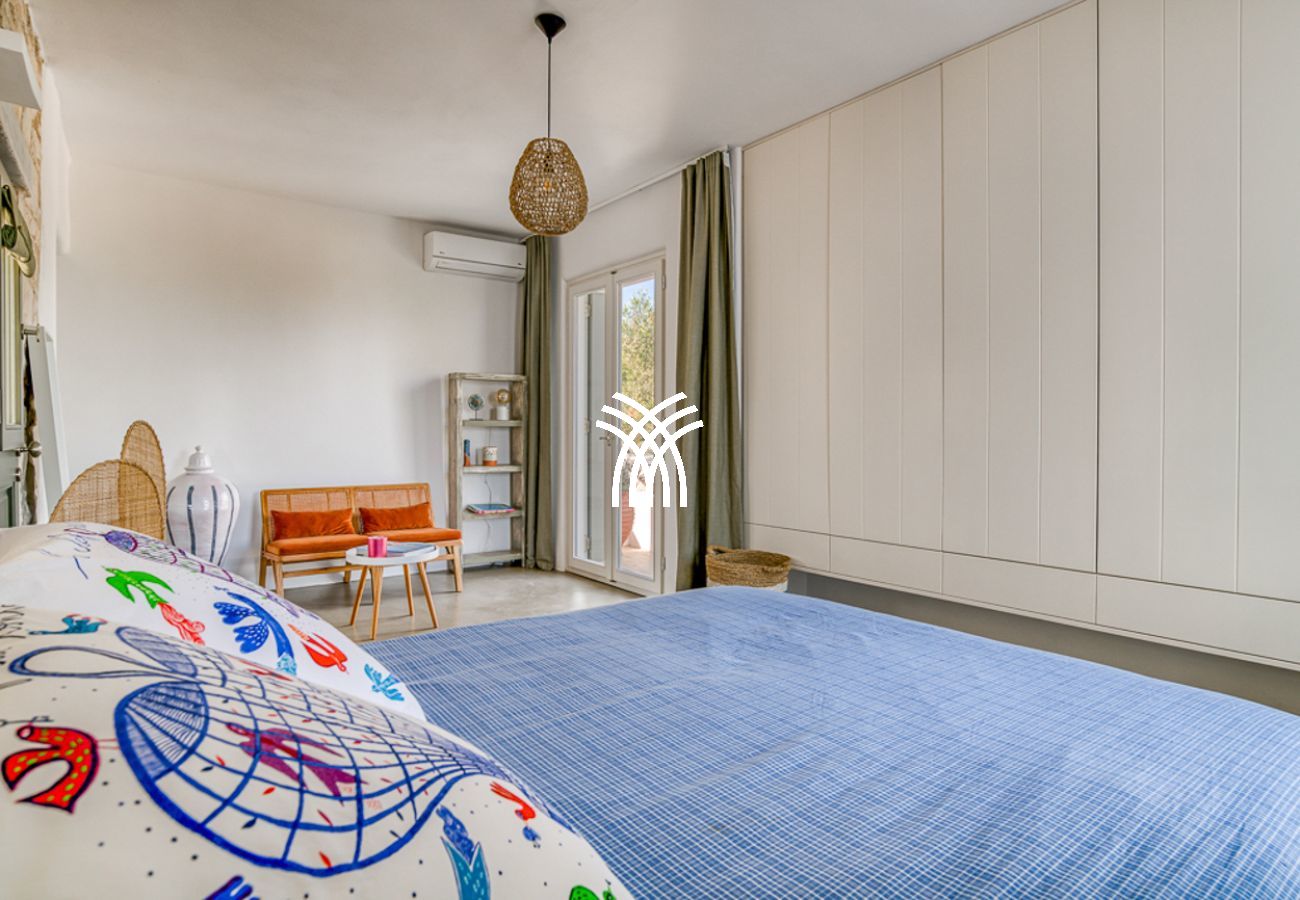 Villa in Parikia - Vivlio