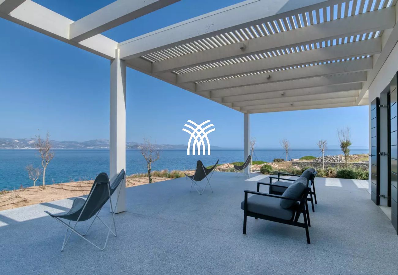 Villa in Parikia - Nissos