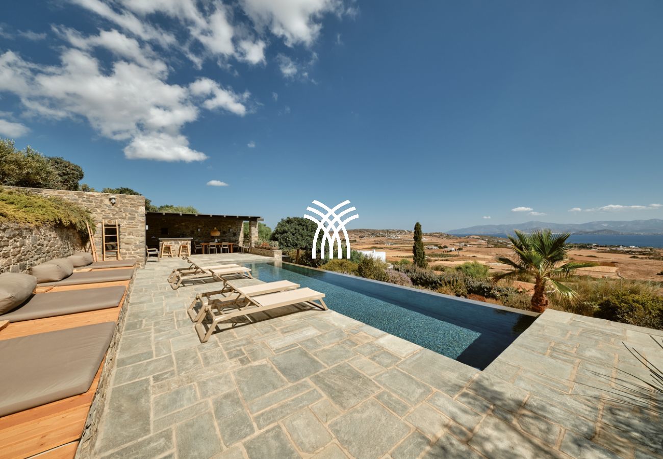 Villa in Parikia - Inke