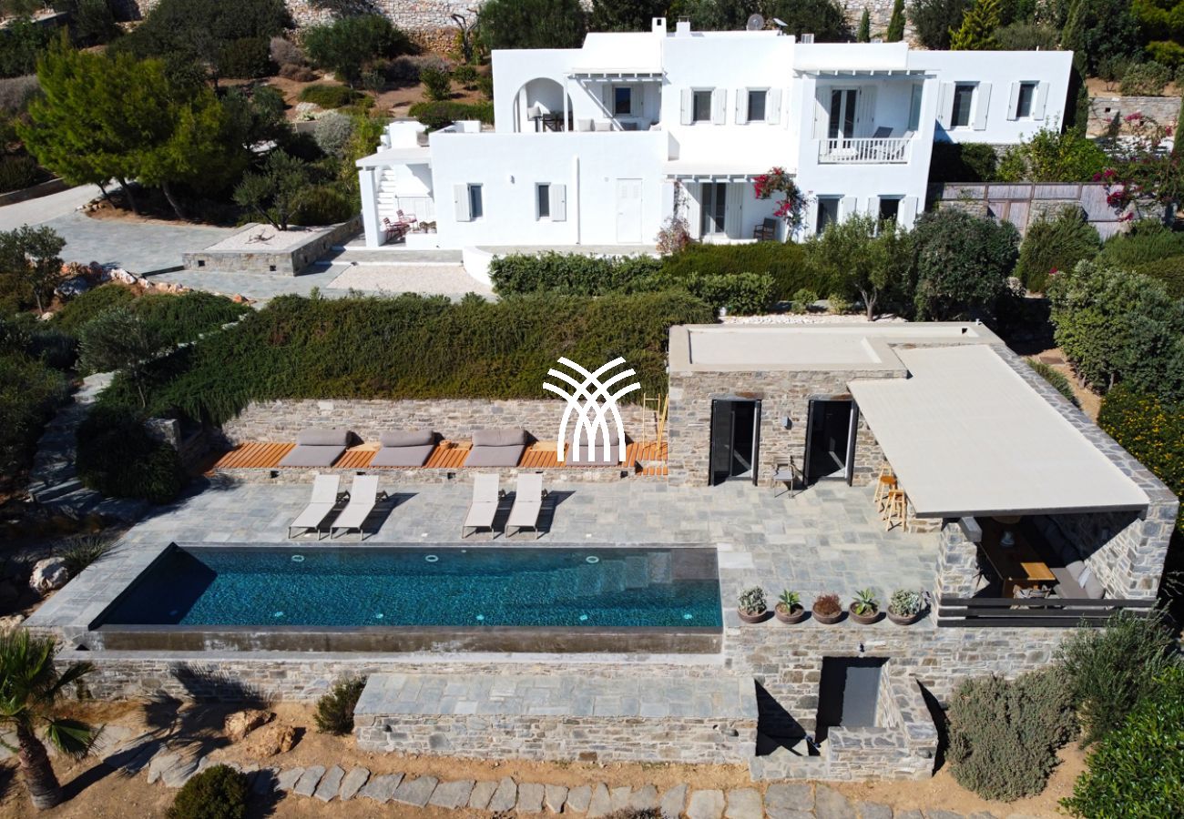 Villa in Parikia - Inke