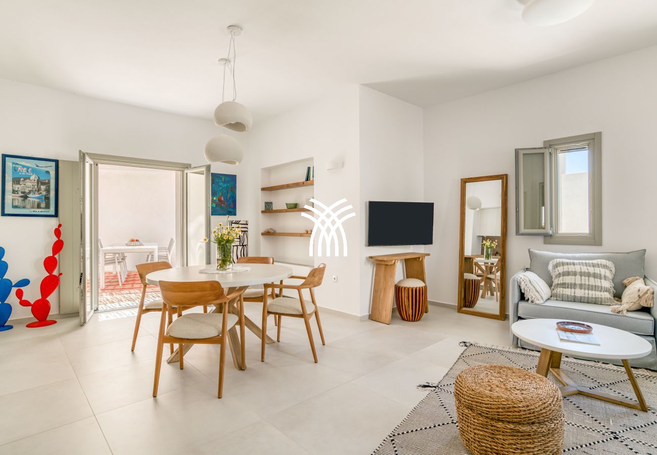 Villa in Parikia - Alma