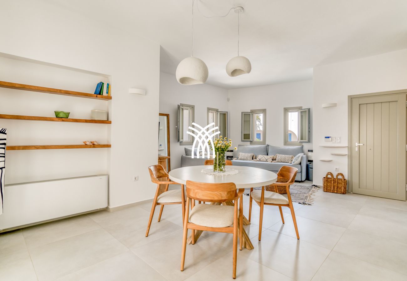 Villa in Parikia - Alma