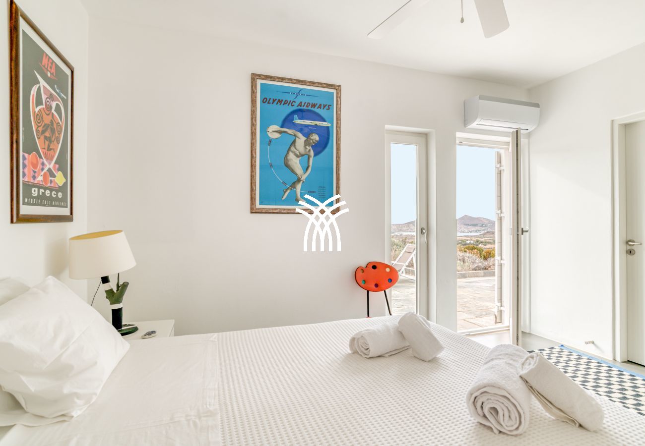 Villa in Parikia - Livelola