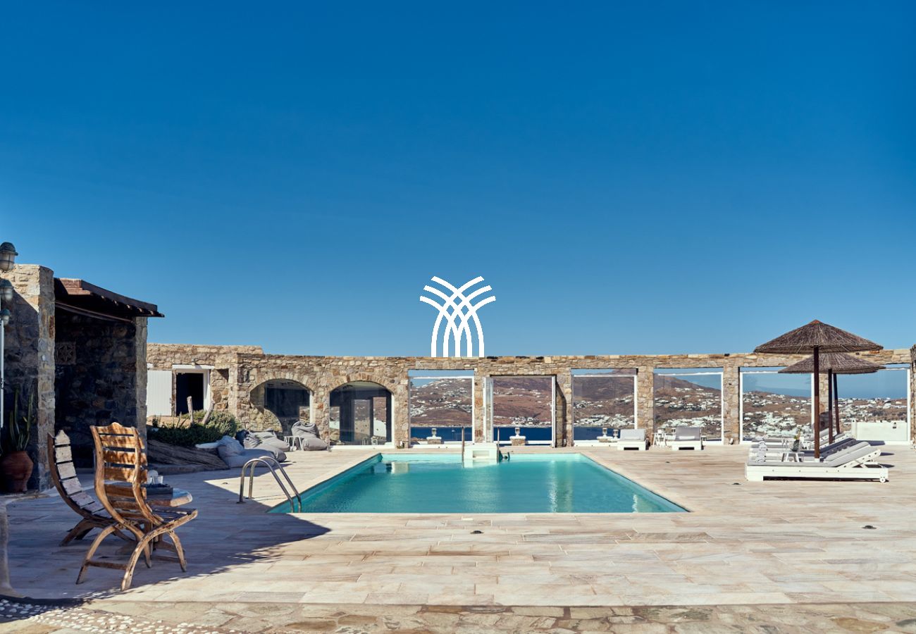 Villa in Mykonos - Petrolefko