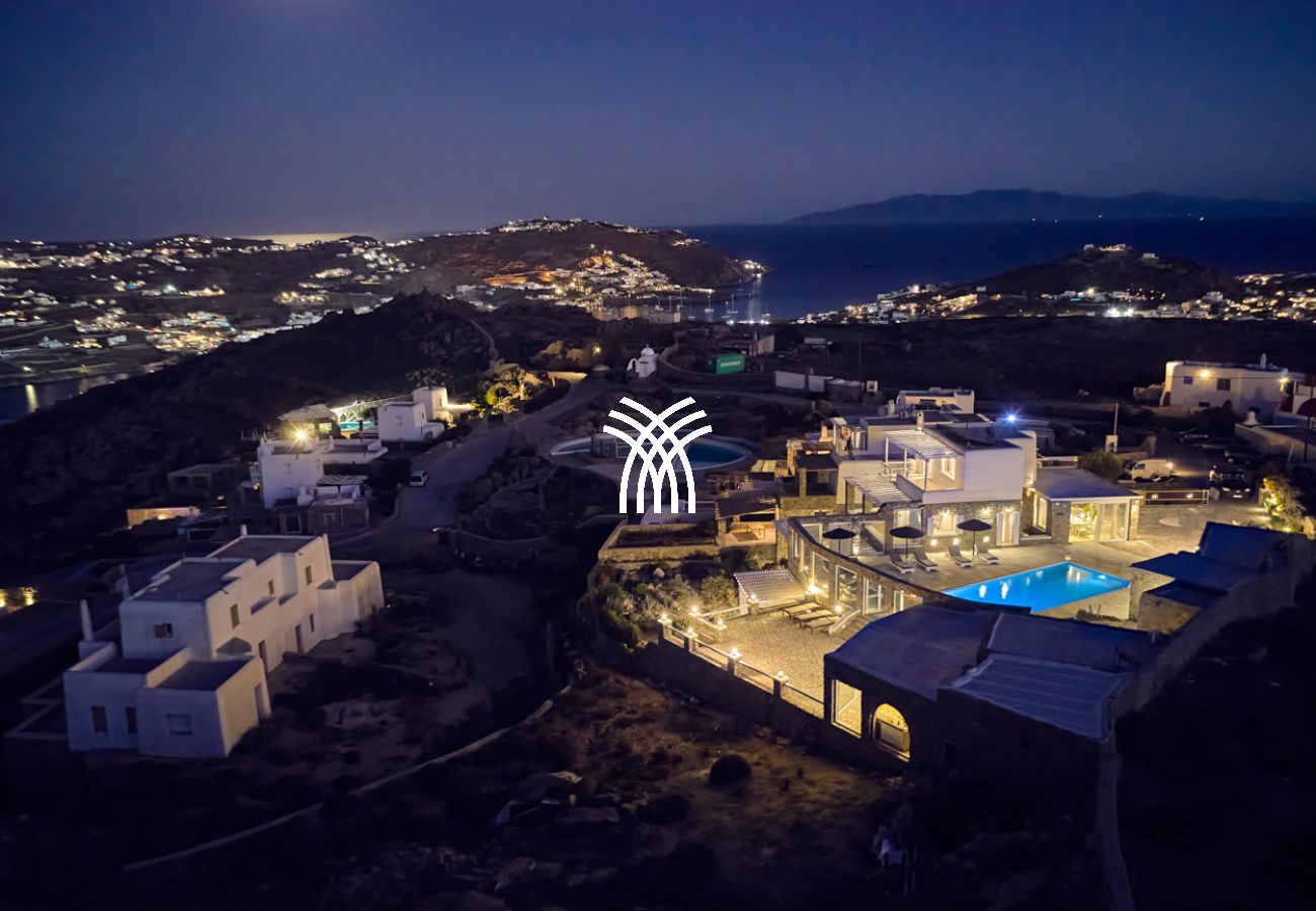 Villa in Mykonos - Petrolefko